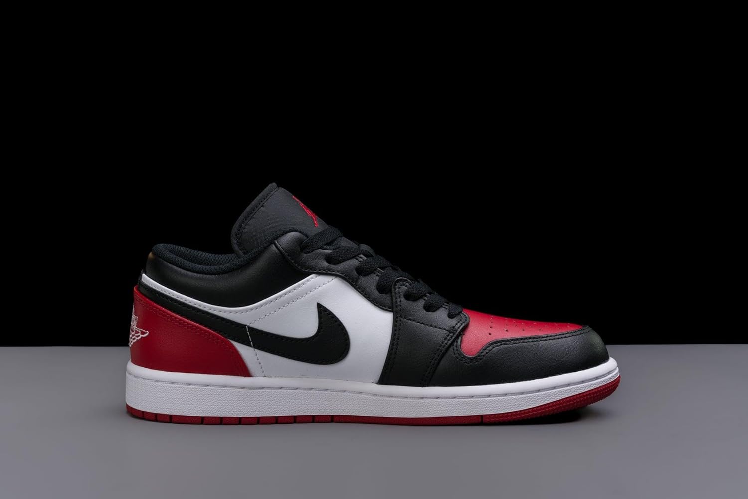 AIR JORDAN 1